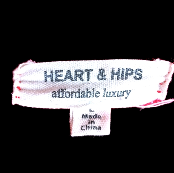 COPY - Hearts and hips bodysuit with snap bottoms red, size large. - Picture 9 of 9